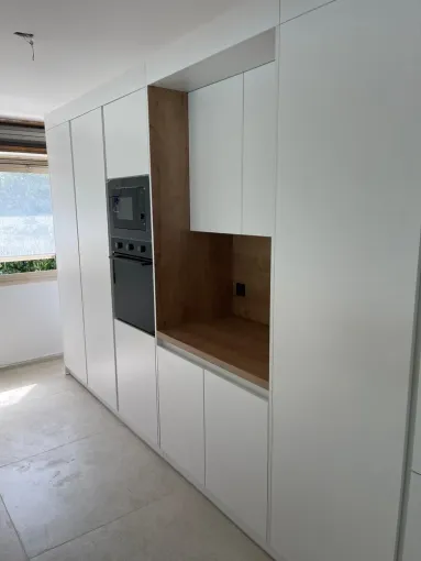 Fabrication et pose d'une cuisine moderne à Marseille, Marseille, Menuiserie Phocéenne du Littoral