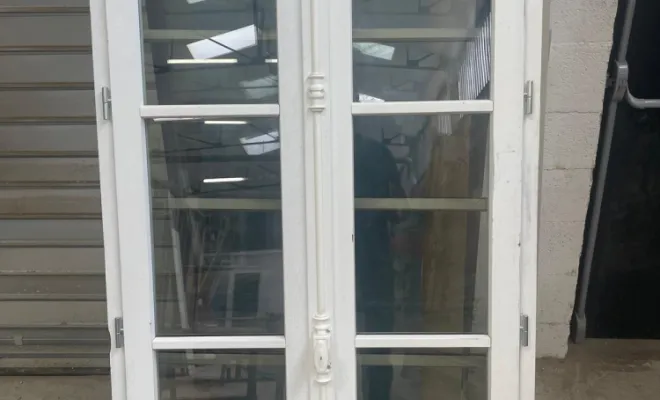 Fenêtres avec mouton et gueule de loup en double vitrage