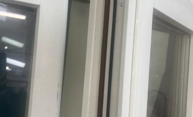 Fenêtres avec mouton et gueule de loup en double vitrage